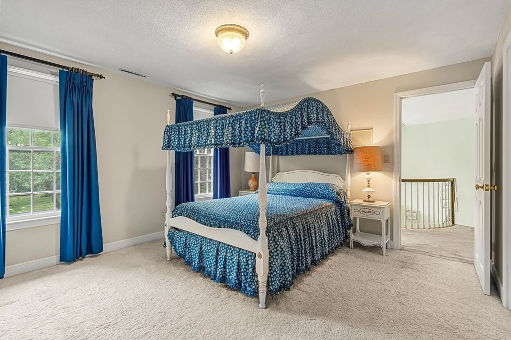 Photo of 32 Monteiro Way