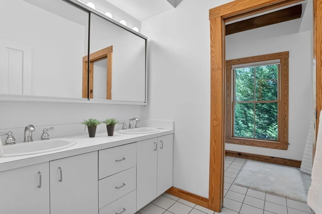 Photo of 47 Longfellow Rd