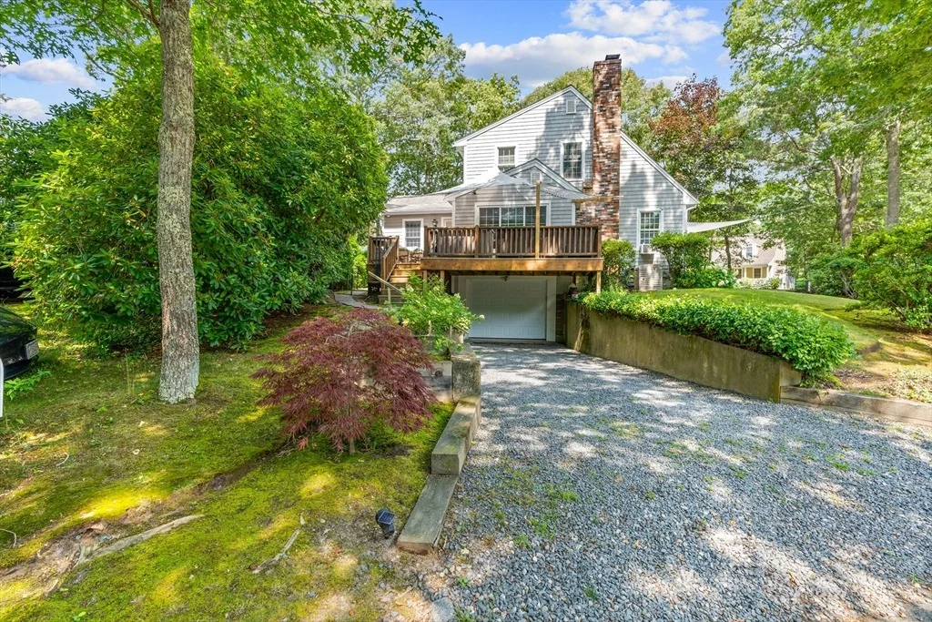 Photo of 20 Monahansett Rd
