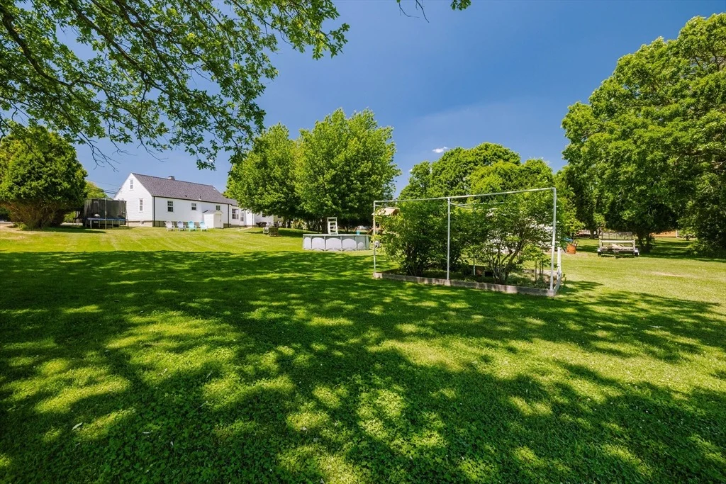 Photo of 1472 Wampanoag Trl