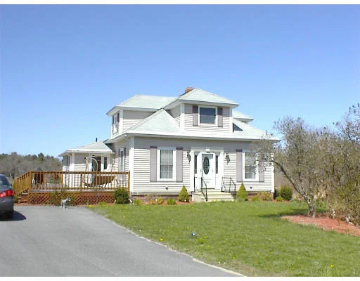 Photo of 124 Otter River Rd