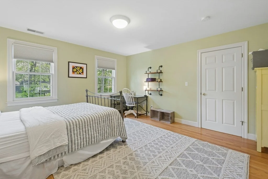 Photo of 1 Munroe Road