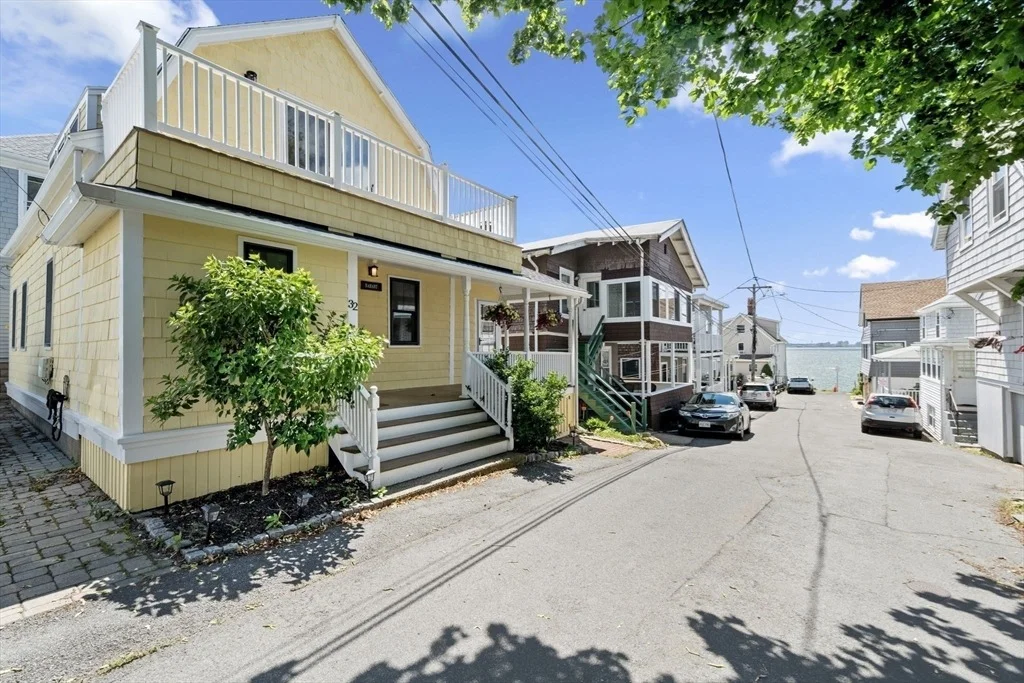 Photo of 32 Maple Ave