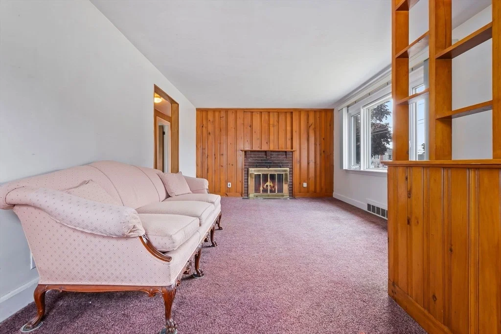 Photo of 30 Macarthur Blvd