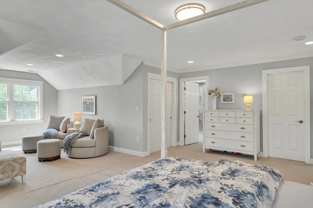 Photo of 4 Carter Dr