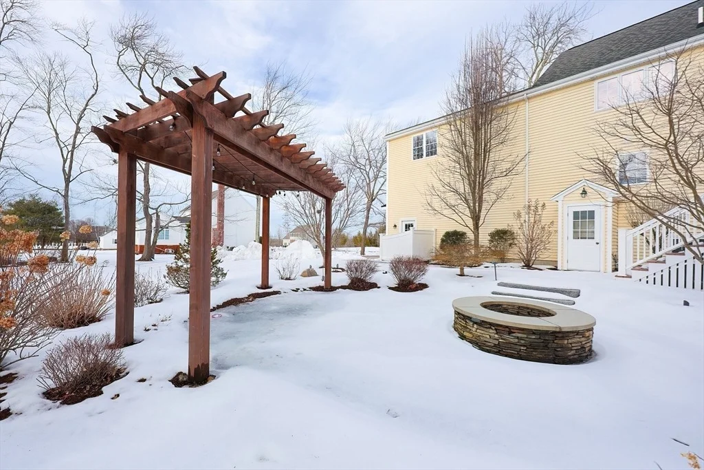 Photo of 8 Empire Dr
