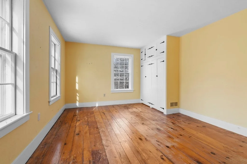 Photo of 15 Central Street
