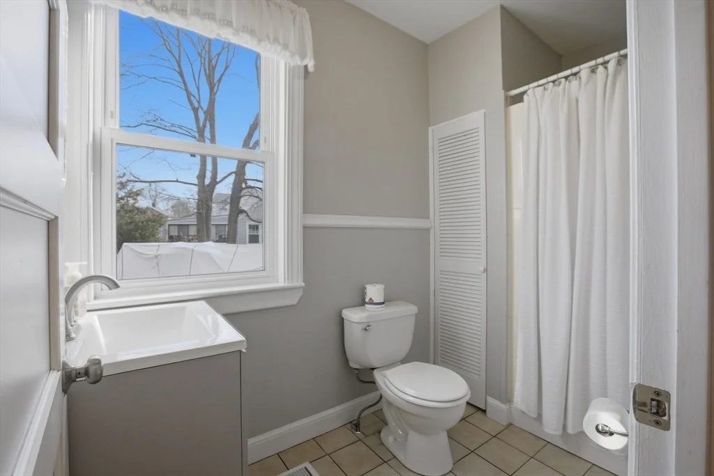 Photo of 83 Franklin St