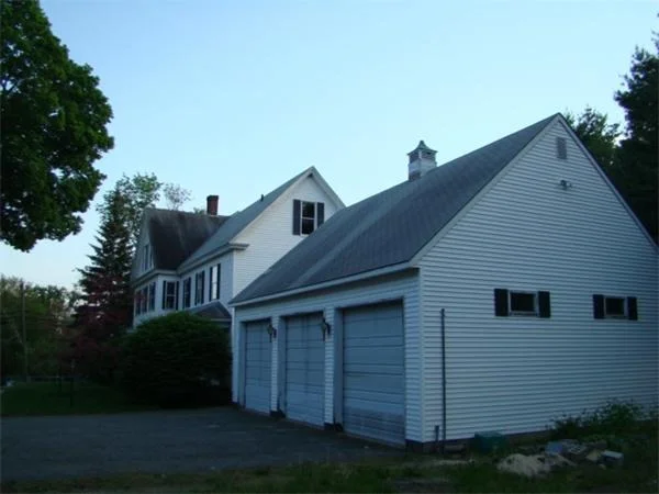 Photo of 51 Varnum Rd