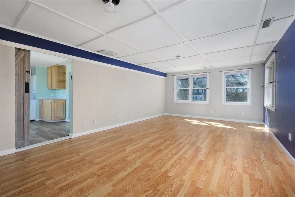 Photo of 107 Knott Ave