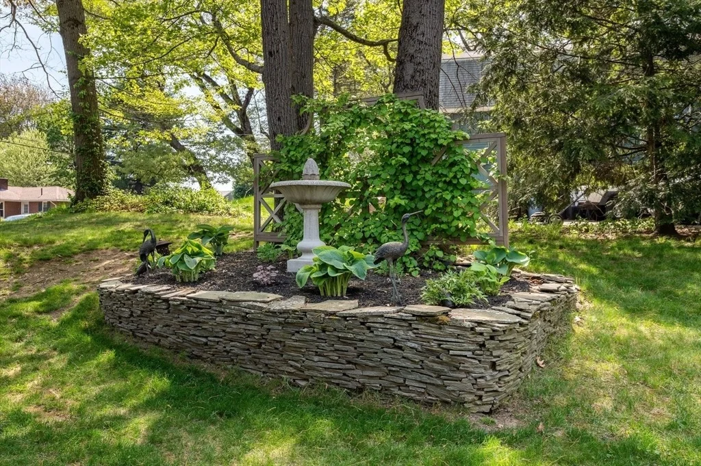 Photo of 499 Chadwick Road