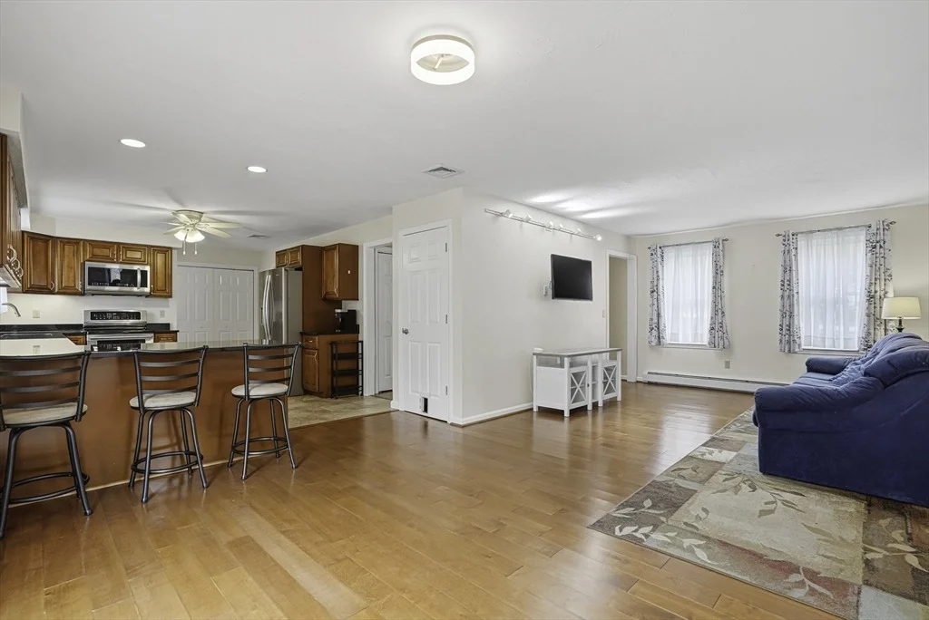 Photo of 2 Tee Jay Ln