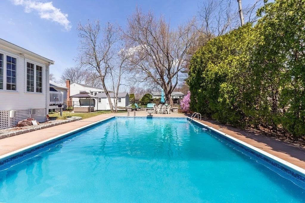 Photo of 71 Pond Ln