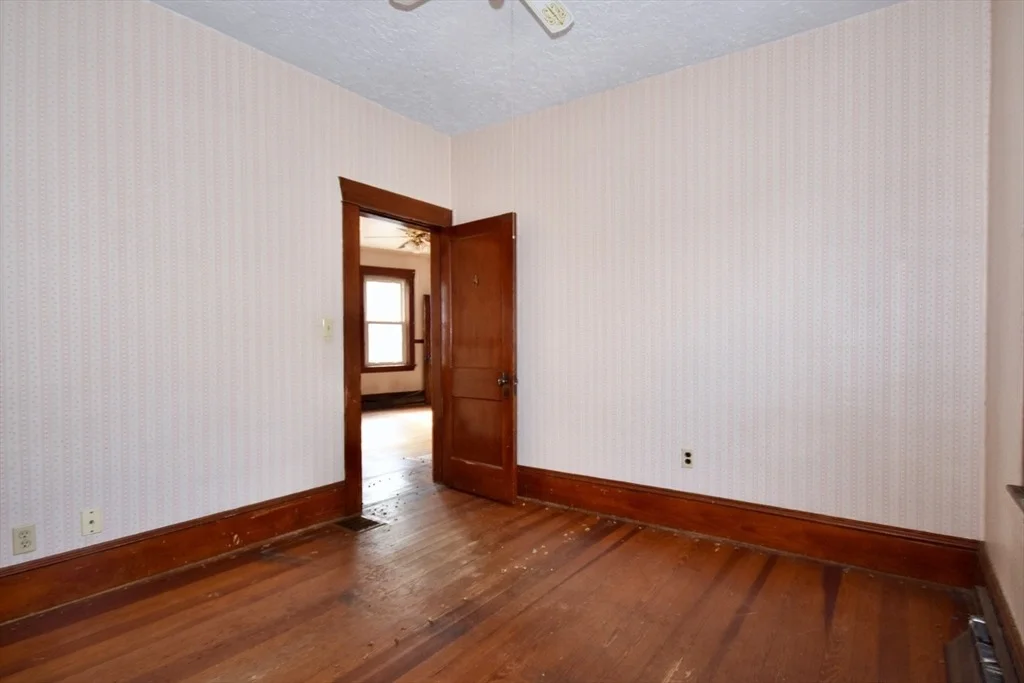 Photo of 21 Deane Street