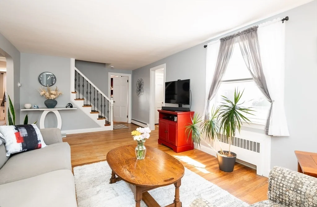 Photo of 11 Starrett Road