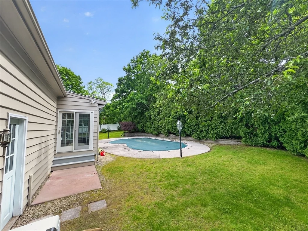 Photo of 19 Tilton Ln