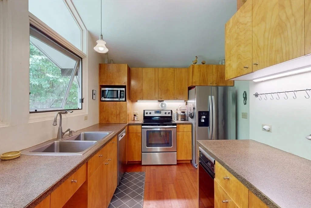 Photo of 8 Teawaddle Hill Rd