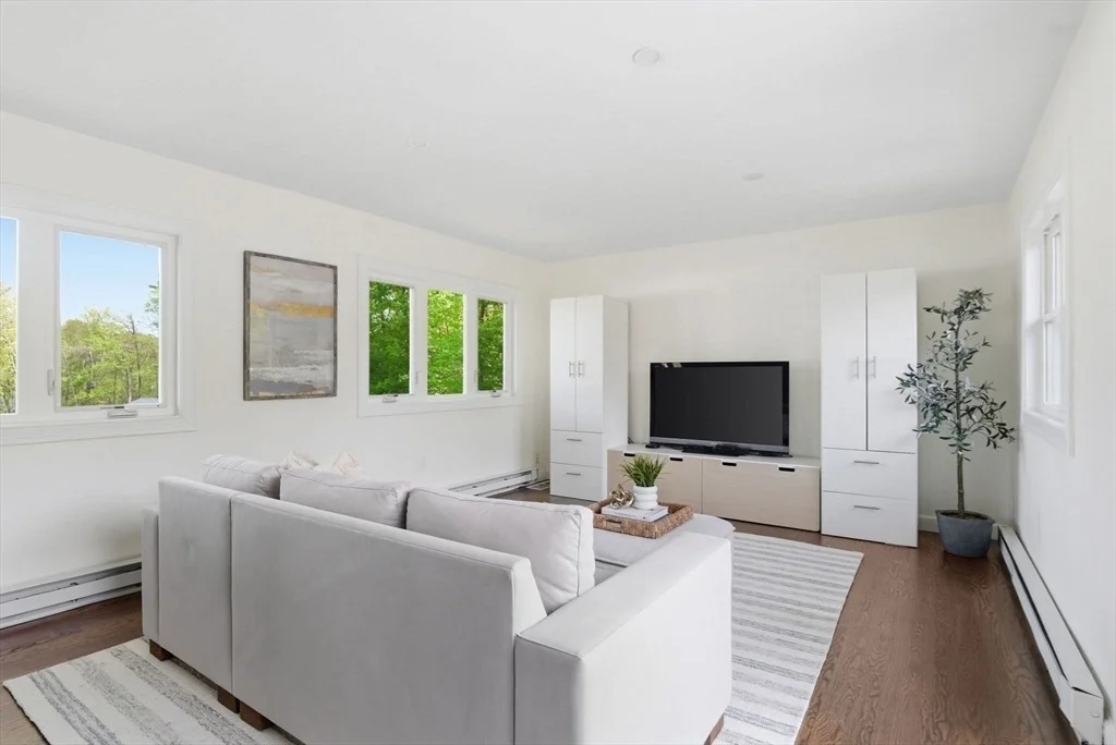 Photo of 59 Amor Rd