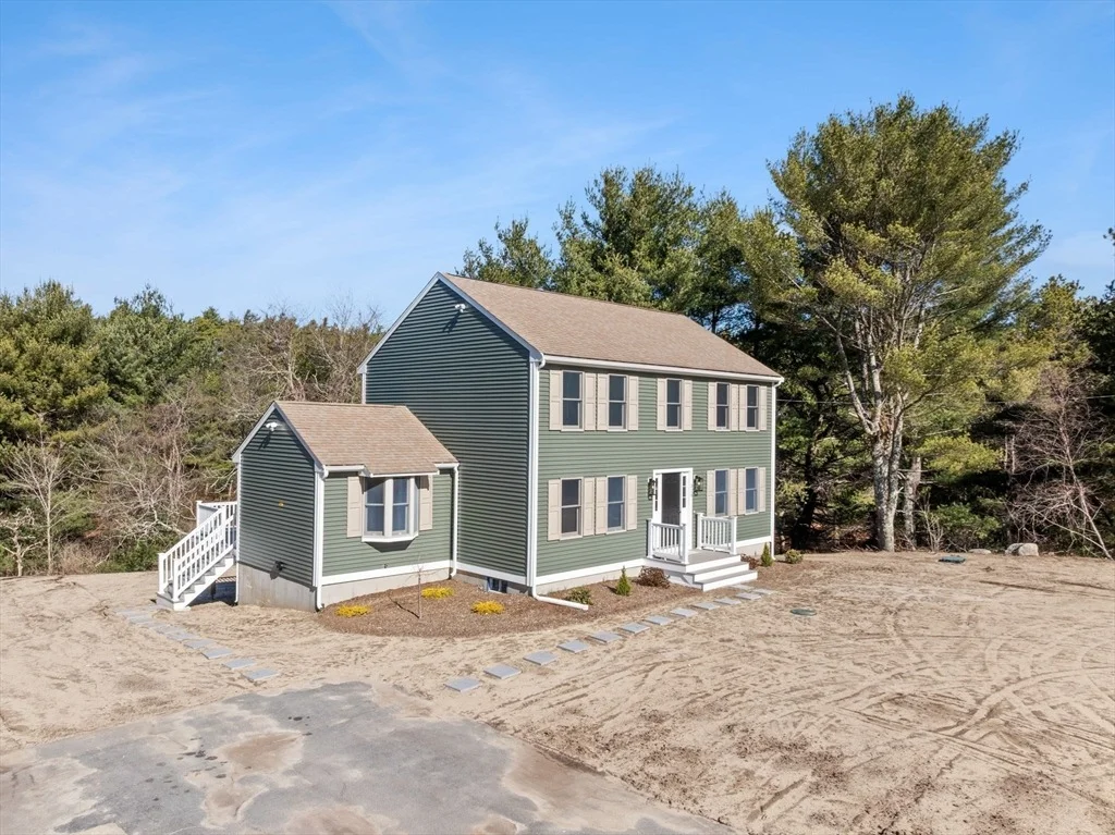 Photo of 310 Charge Pond Rd.