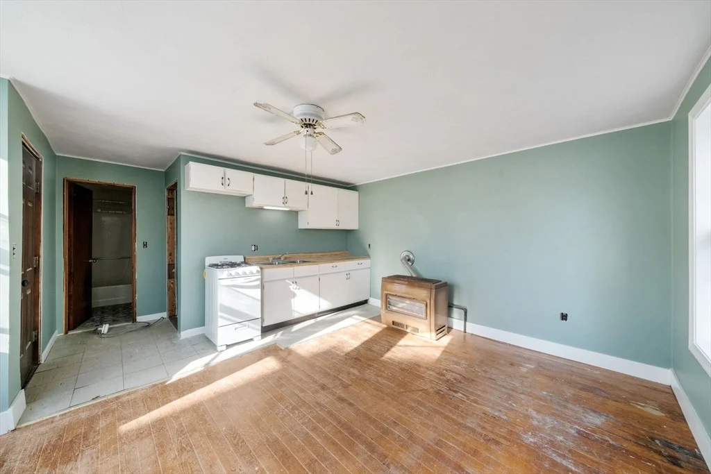 Photo of 482 Snell St