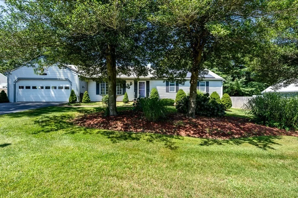 Photo of 285 Prince Hinckley Rd