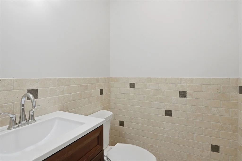 Photo of 73 Dudley Hill Road
