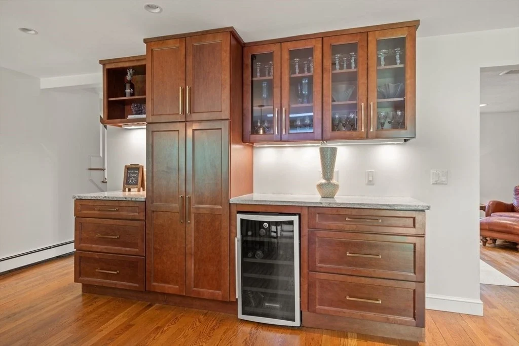Photo of 28 Colburn Dr
