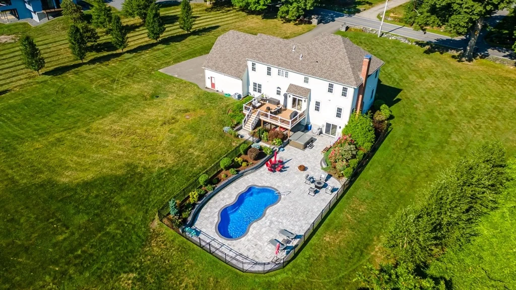Photo of 710 George Hill Rd
