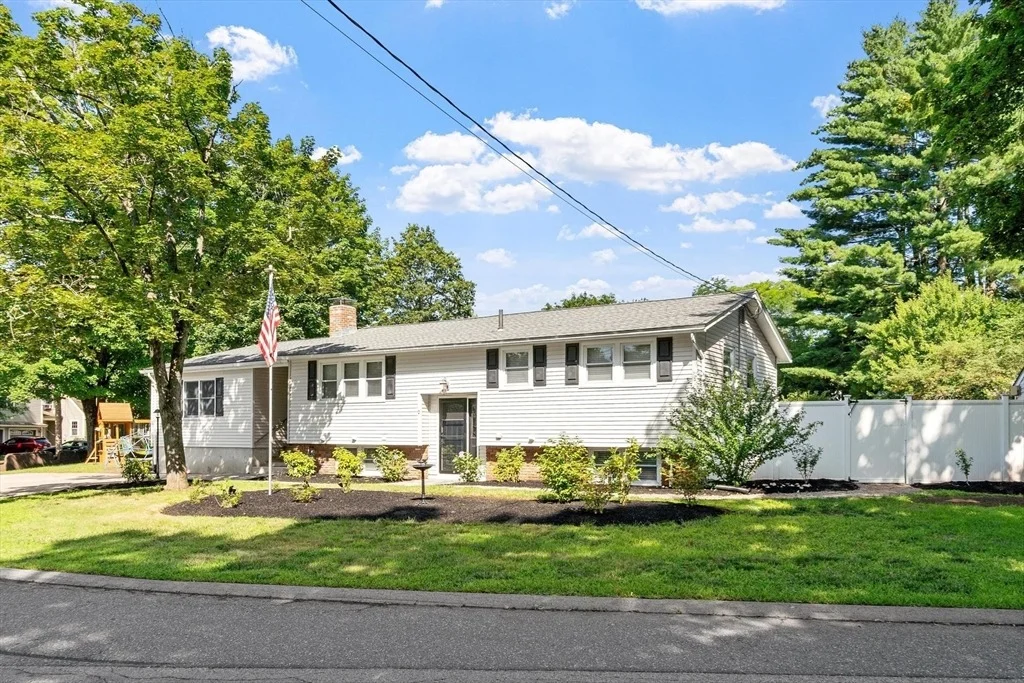 Photo of 2 Stratton Dr