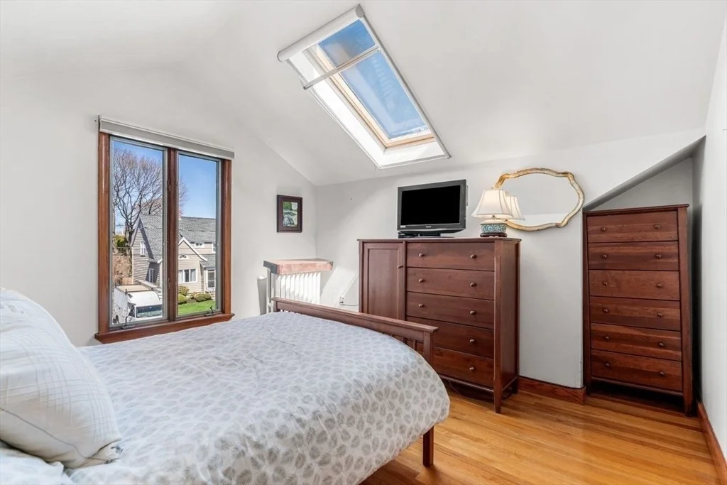 Photo of 18 Winthrop Ave