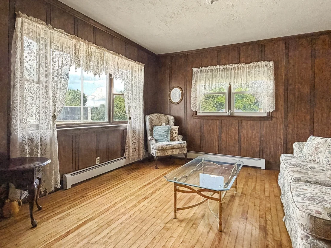 Photo of 434 Hamilton