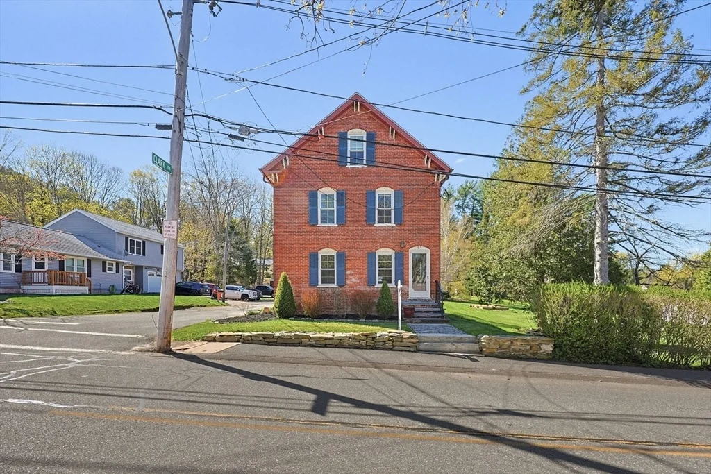 Photo of 44 Clark St