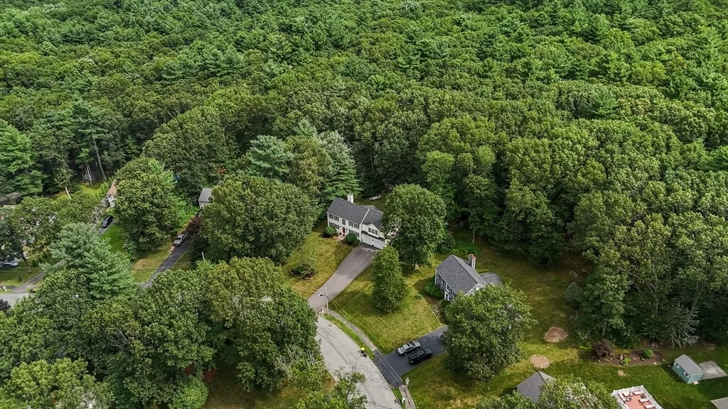 Photo of 28 Oxford Dr