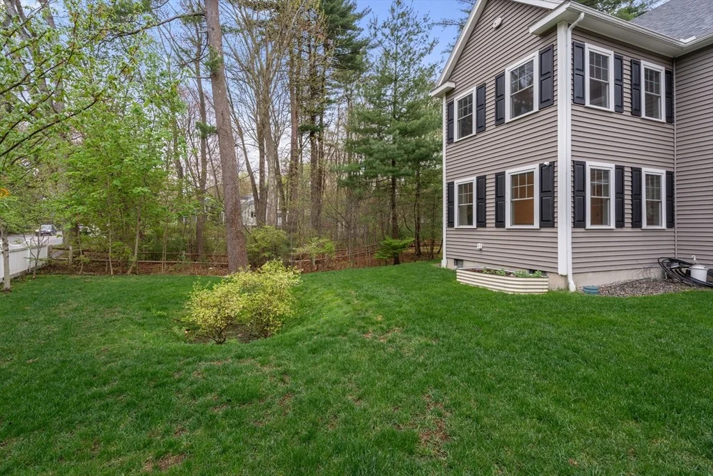 Photo of 97 Batchelder Rd