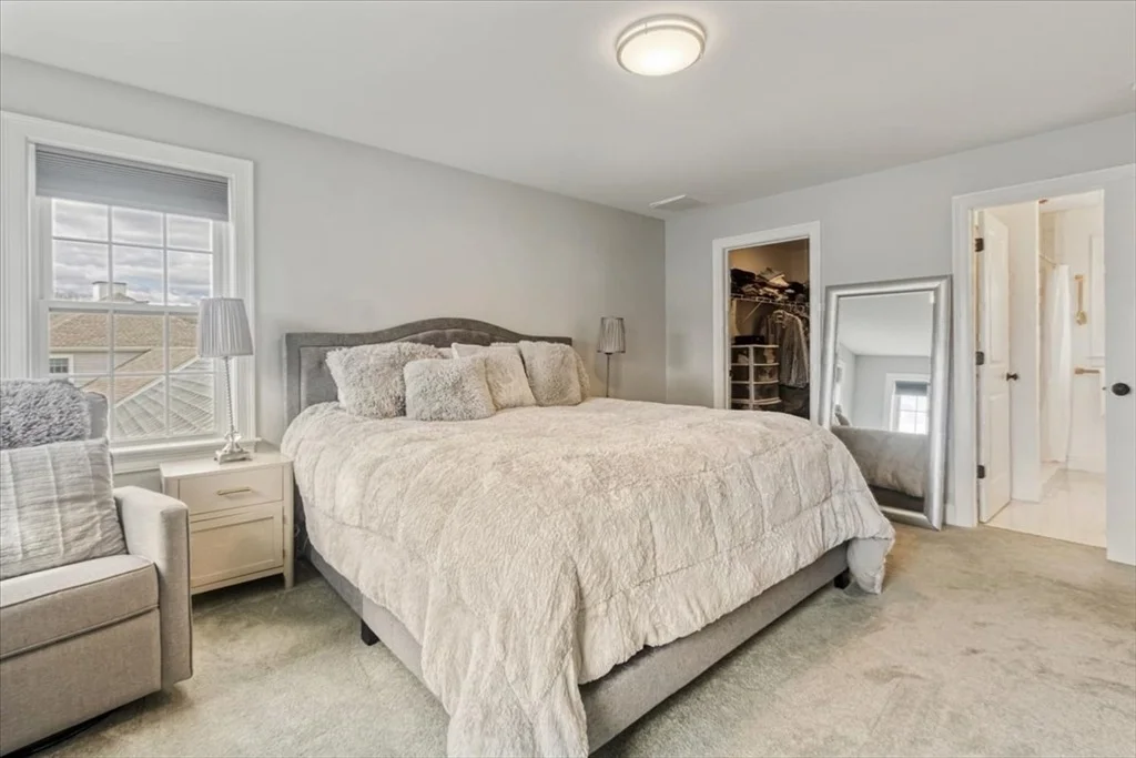 Photo of 4 Barrows Brook Cir
