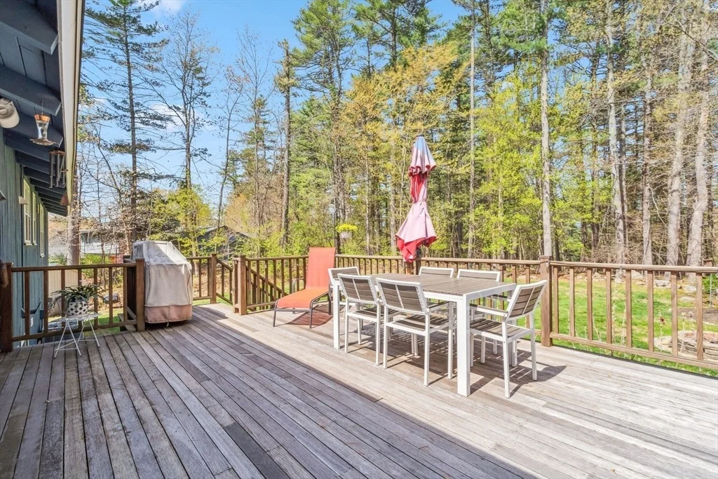 Photo of 50 Lowell Dr