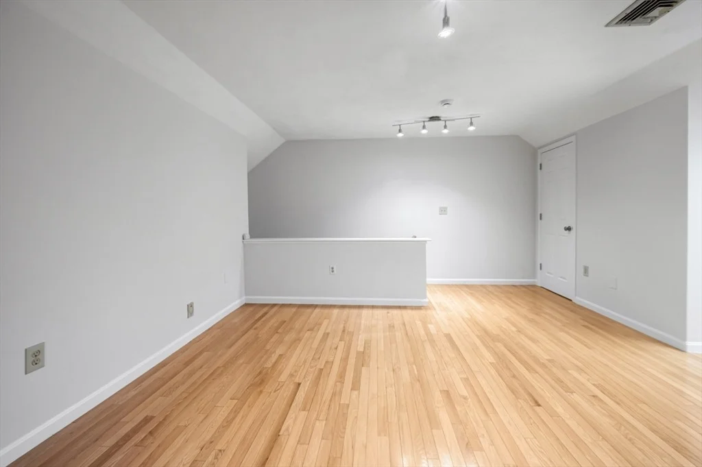 Photo of Unit 3 at 4 Deer Path