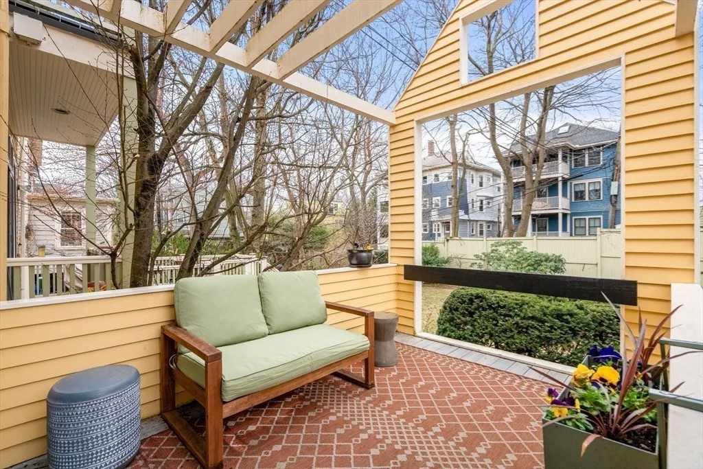 Photo of 50 Waverly Street
