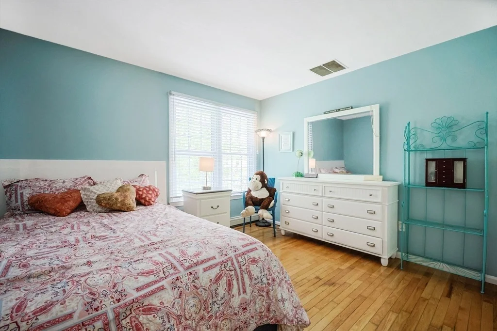 Photo of 8 Rock Road