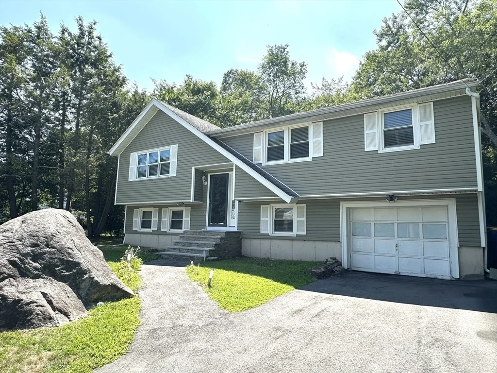 Photo of 14 Anderson Dr.