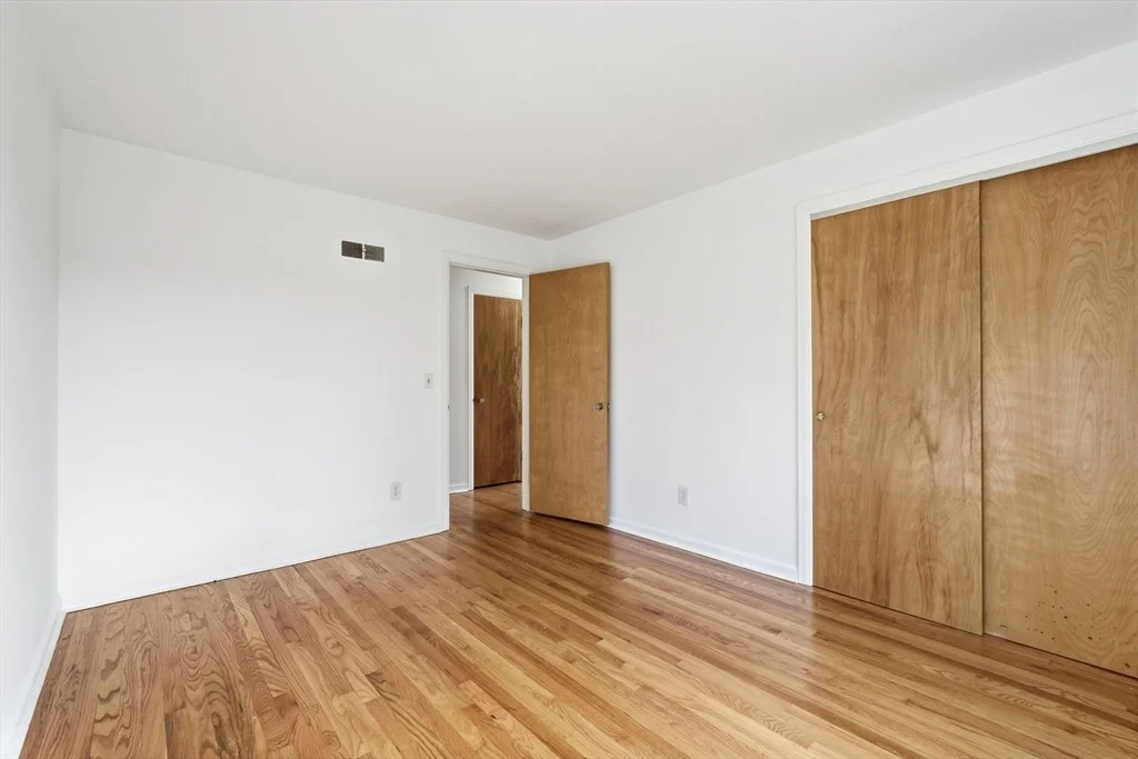 Photo of 565 Williams Street