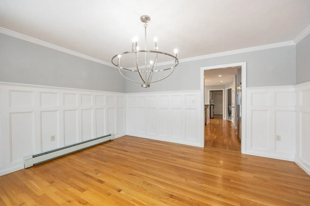 Photo of 7 Lone Oak Circle
