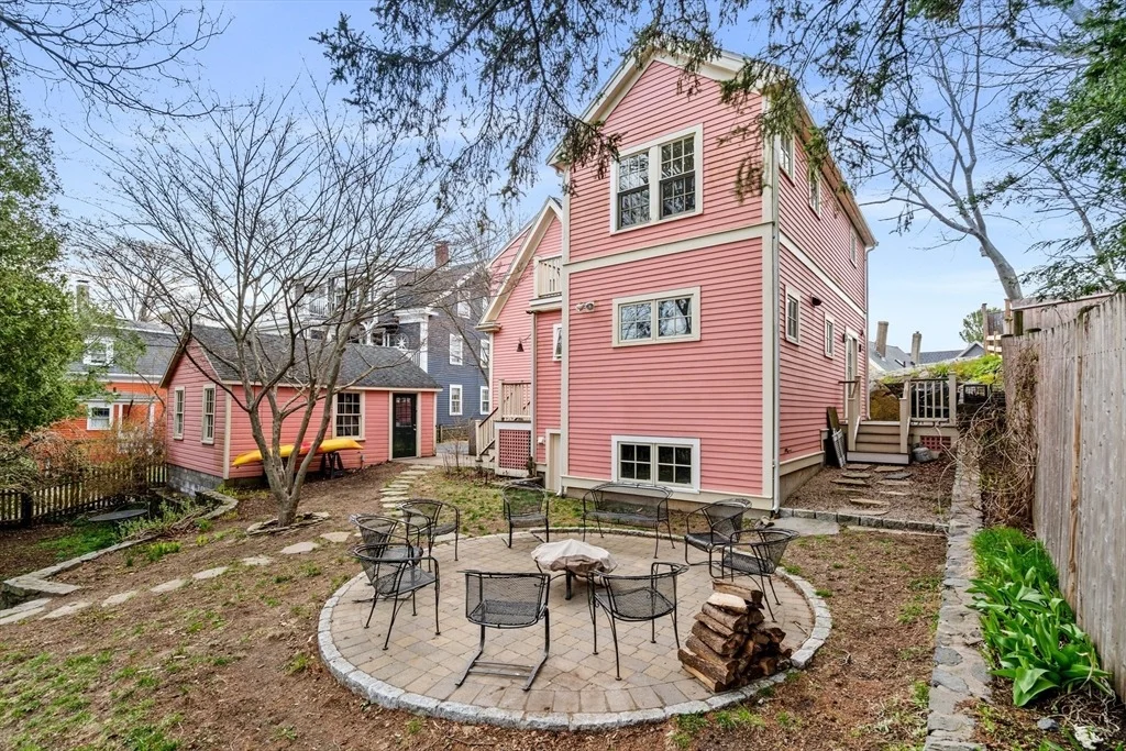 Photo of 16 Waldron Court