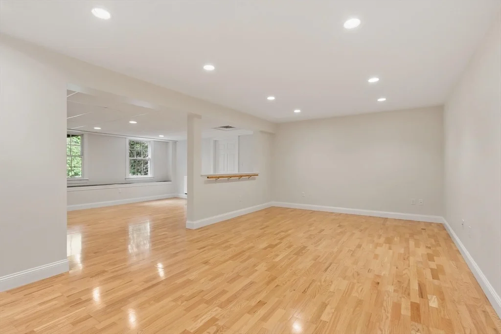 Photo of 156 Maple Street