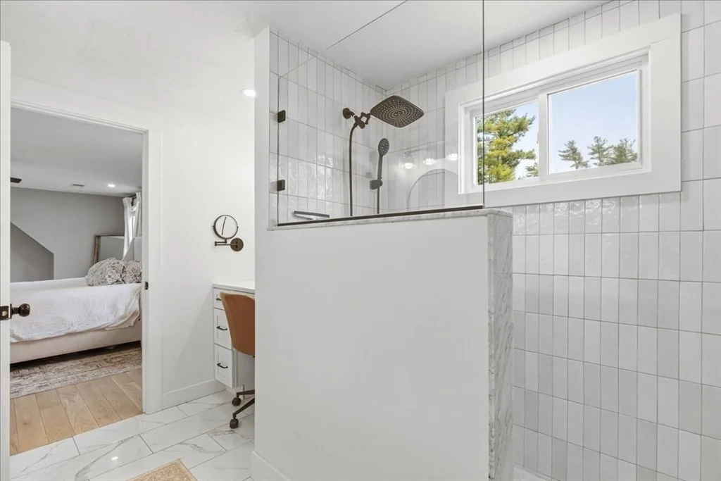 Photo of 2 Commons Dr