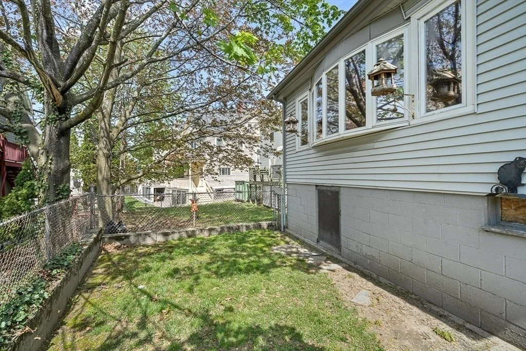Photo of 273 Rogers St.