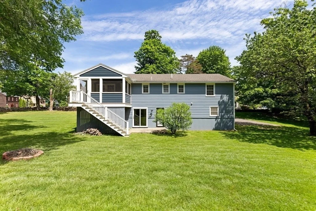 Photo of 1 Brackenbury Lane