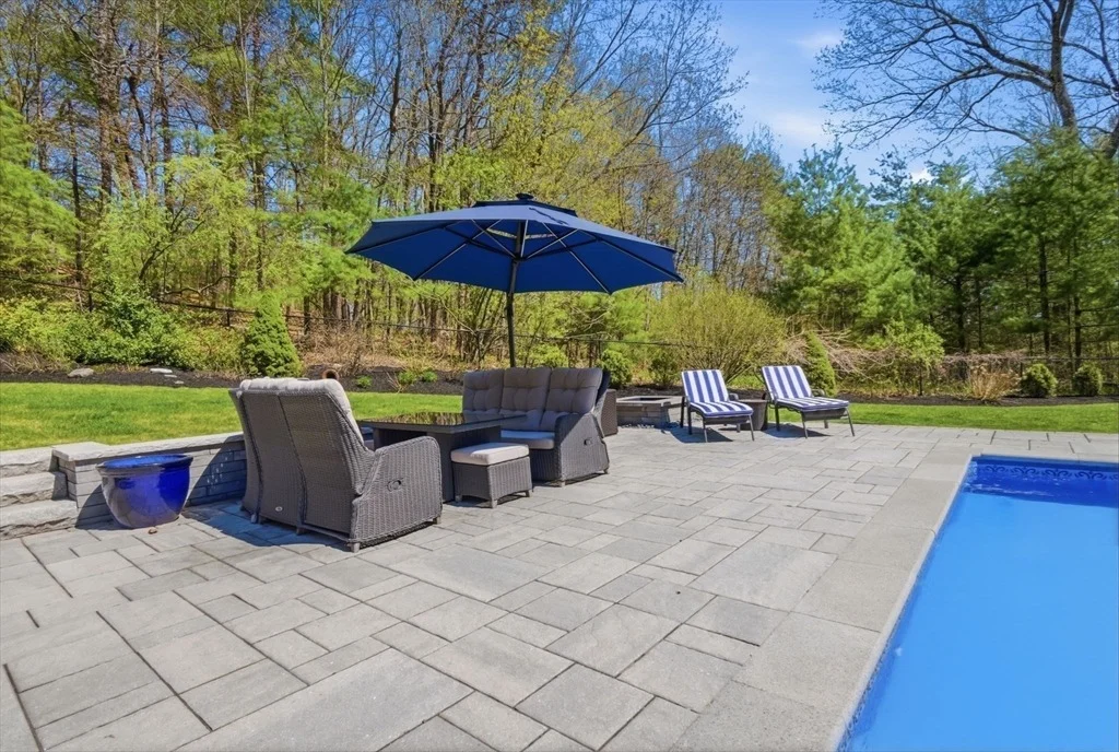 Photo of 1 Colonial Drive