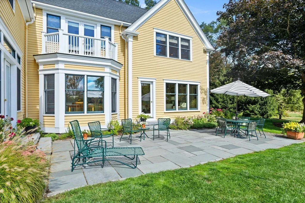 Photo of 612 Lexington