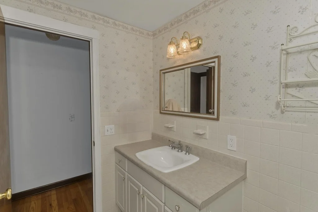 Photo of 309 Island Pond Rd